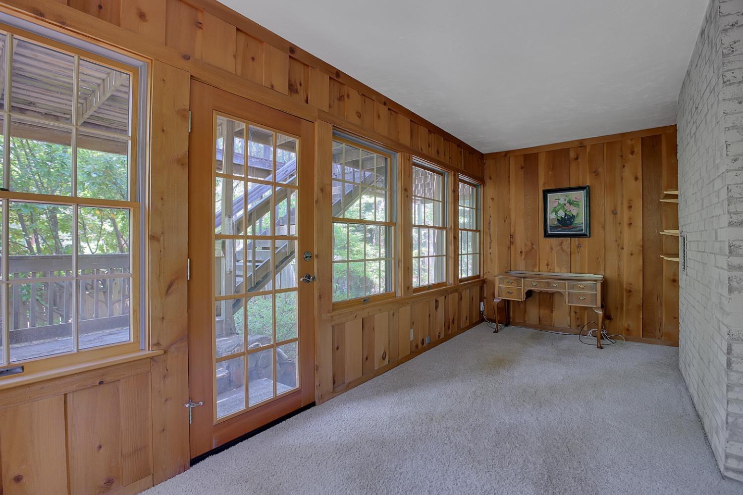 Detail Gallery Image 17 of 92 For 14189 Meadow Dr, Grass Valley,  CA 95945 - 3 Beds | 2 Baths