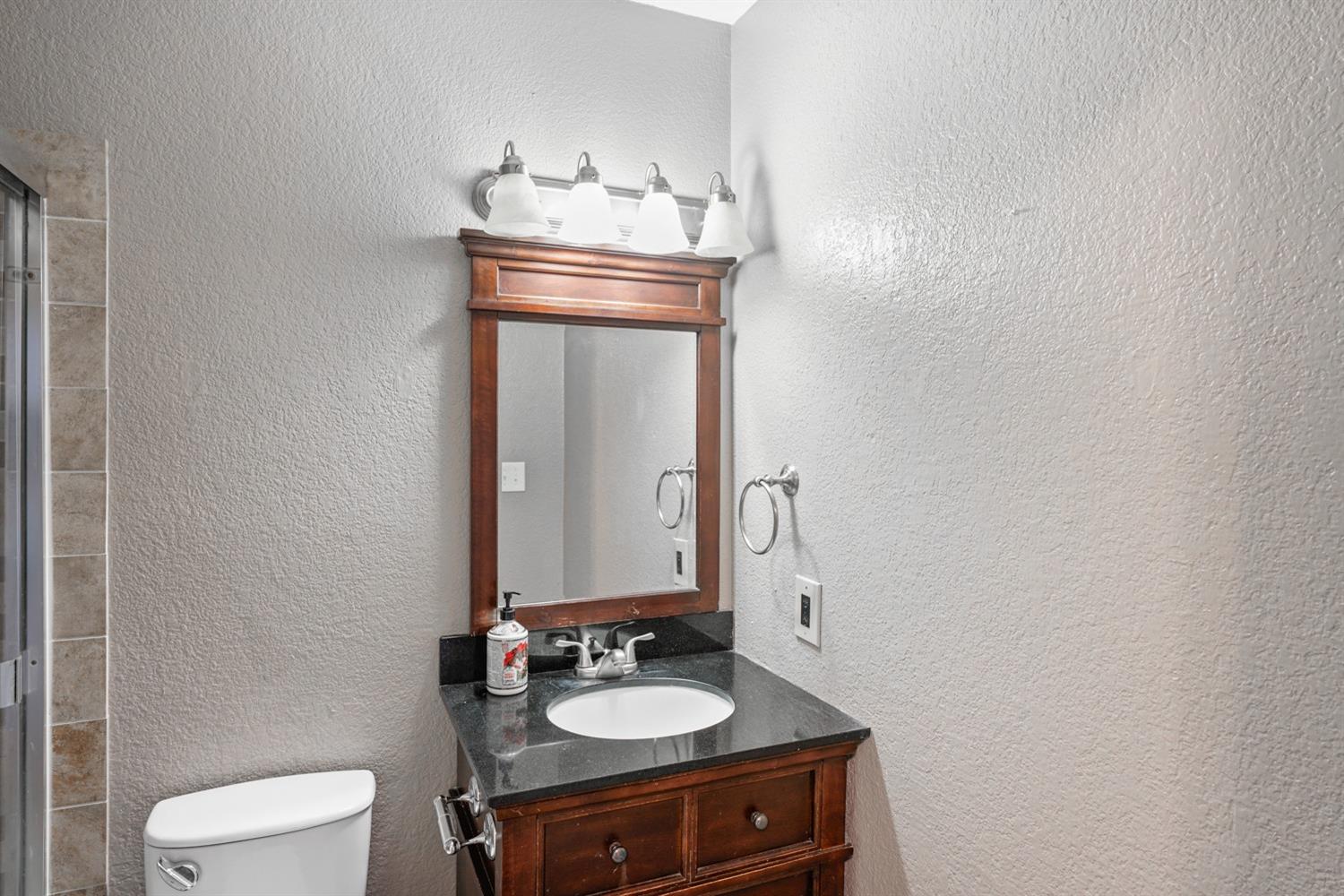 Detail Gallery Image 13 of 18 For 9045 Montoya St #3,  Sacramento,  CA 95826 - 2 Beds | 1 Baths