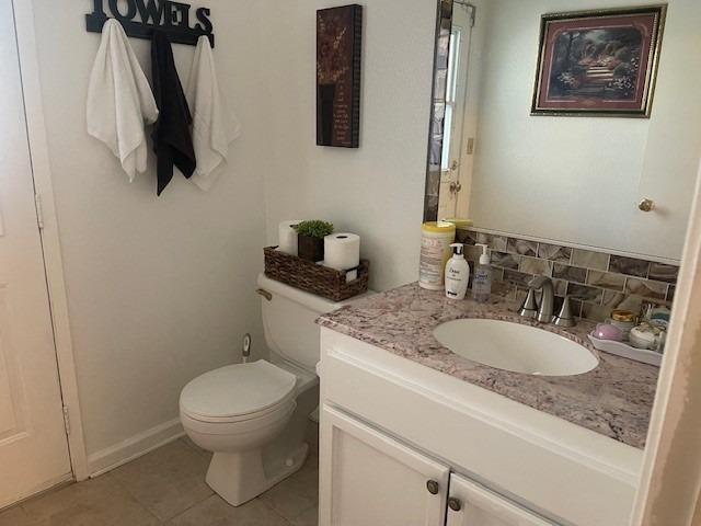 Detail Gallery Image 14 of 35 For 2899 Whitewood, Oakdale,  CA 95361 - 4 Beds | 2/1 Baths