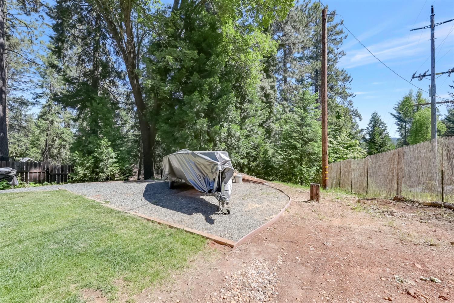 Detail Gallery Image 15 of 48 For 460 Alpine Dr, Colfax,  CA 95713 - 3 Beds | 2 Baths