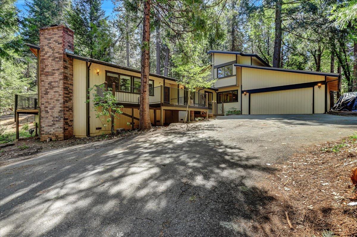 Detail Gallery Image 2 of 57 For 11299 Murchie Mine Rd, Nevada City,  CA 95959 - 3 Beds | 2 Baths