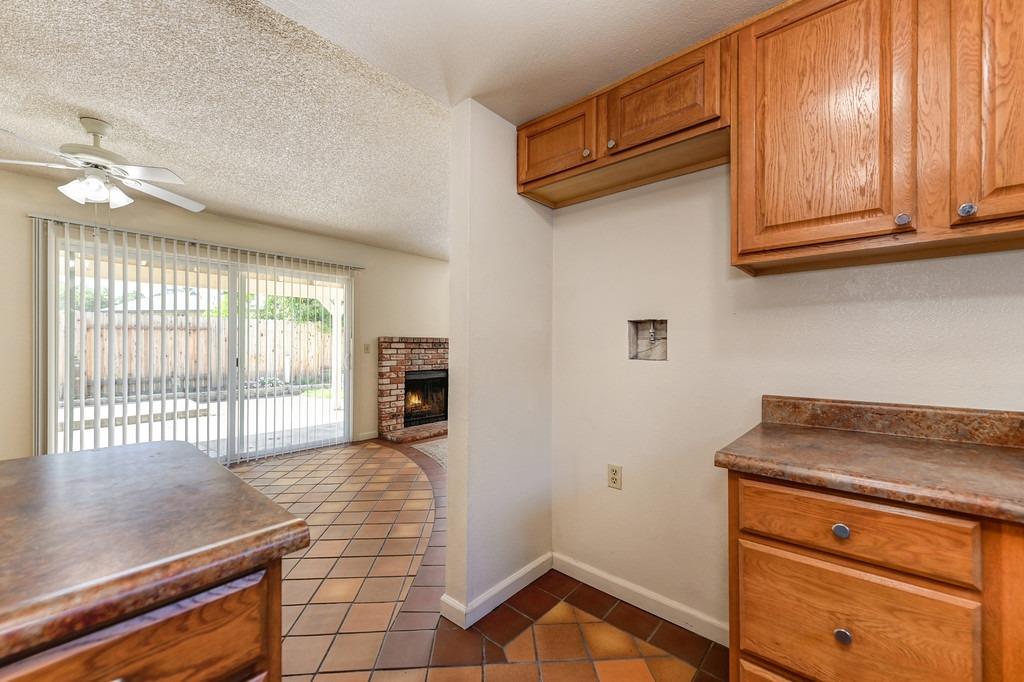 Detail Gallery Image 22 of 34 For 6037 Woodside Dr, Rocklin,  CA 95677 - 2 Beds | 1/1 Baths