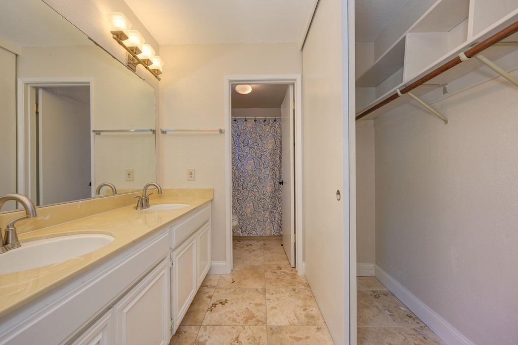 Detail Gallery Image 46 of 58 For 1301 Mossbrook Ct, Roseville,  CA 95661 - 4 Beds | 2 Baths