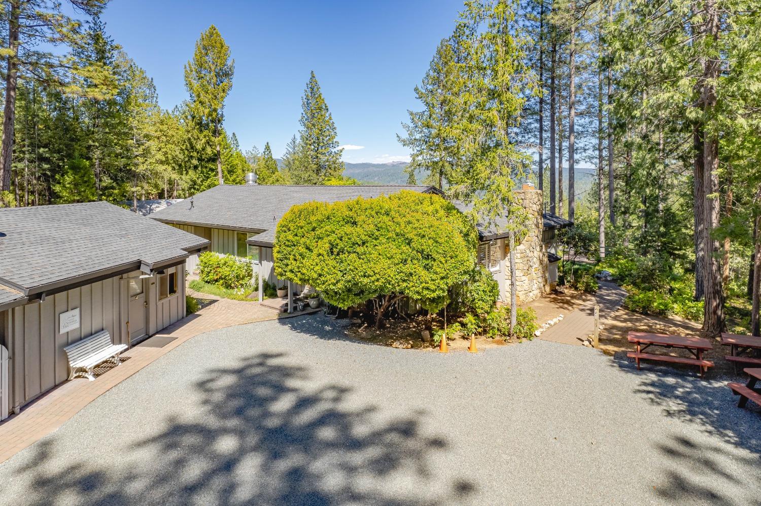 Detail Gallery Image 6 of 99 For 5860 Shoo Fly Rd, Placerville,  CA 95667 - 2 Beds | 2 Baths