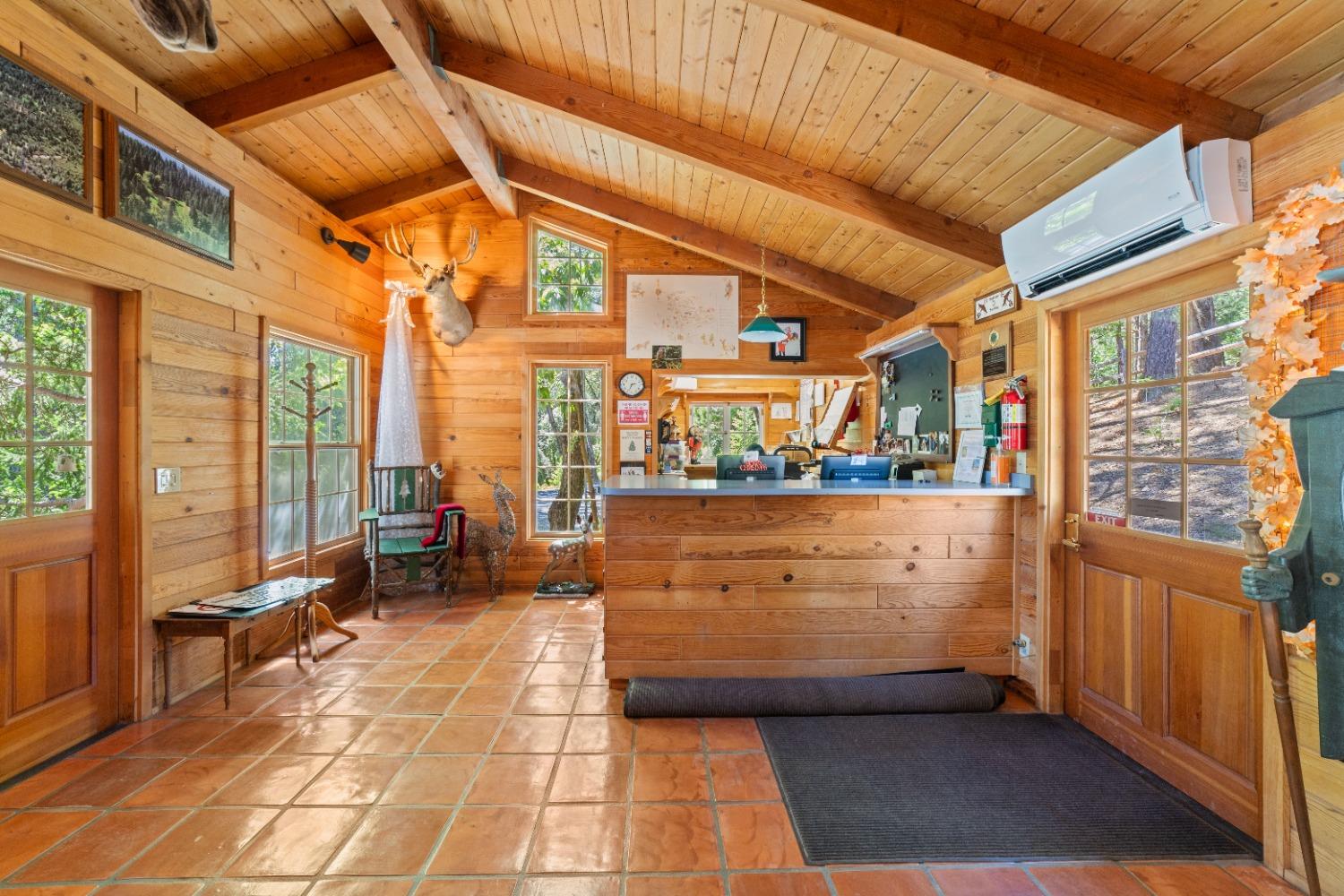 Detail Gallery Image 8 of 99 For 5860 Shoo Fly Rd, Placerville,  CA 95667 - 2 Beds | 2 Baths