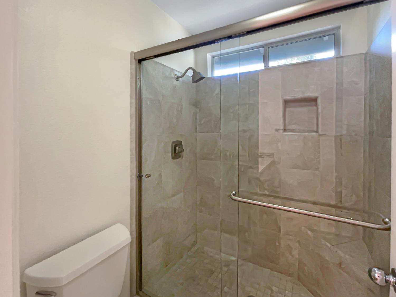 Detail Gallery Image 16 of 29 For 8567 Underhill Dr, Sacramento,  CA 95828 - 3 Beds | 2 Baths