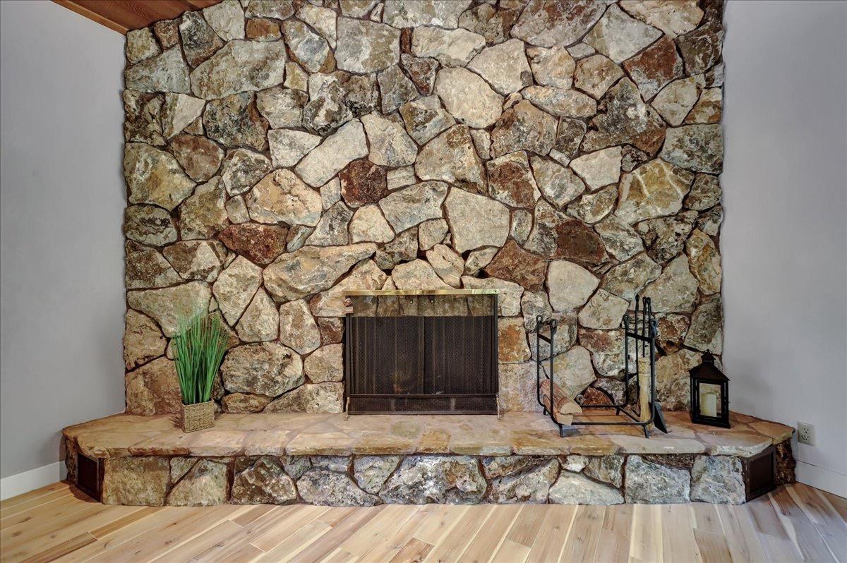 Detail Gallery Image 9 of 57 For 11299 Murchie Mine Rd, Nevada City,  CA 95959 - 3 Beds | 2 Baths