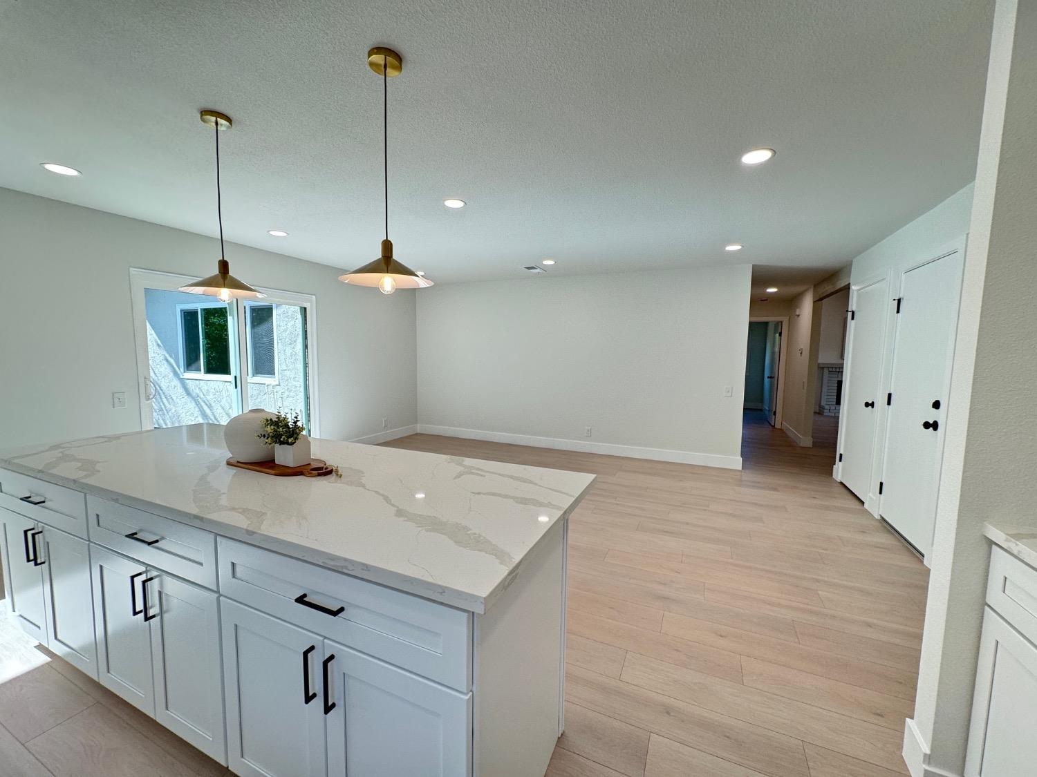 Detail Gallery Image 16 of 38 For 5517 Chamise Ct, Orangevale,  CA 95662 - 4 Beds | 2 Baths