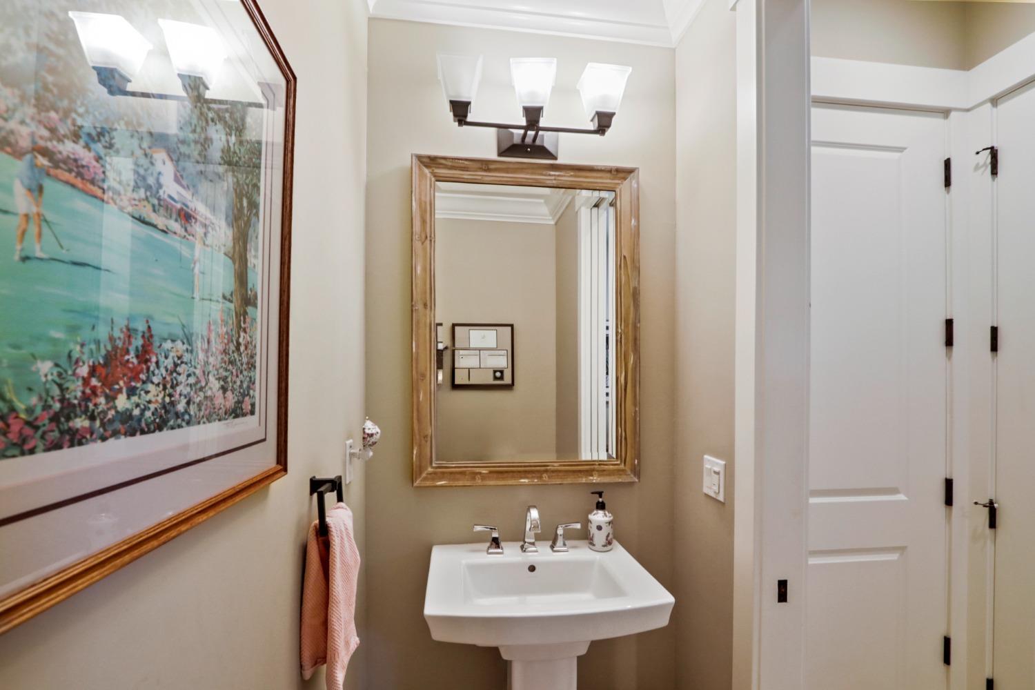 Detail Gallery Image 31 of 52 For 3614 Mono Pl, Davis,  CA 95618 - 3 Beds | 2/1 Baths