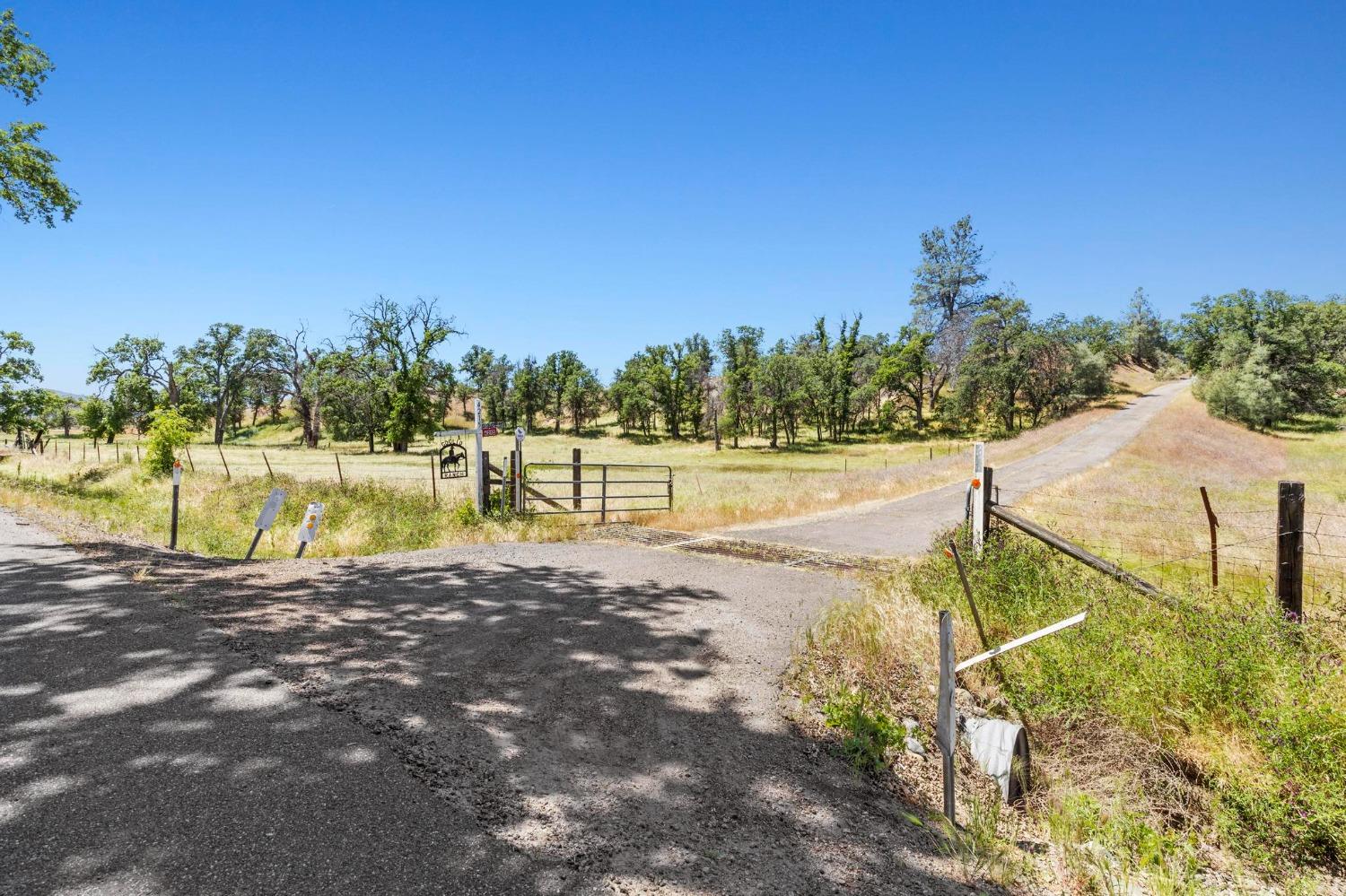 Detail Gallery Image 36 of 40 For 4215 Leesville Lodoga Rd, Stonyford,  CA 95979 - 3 Beds | 2/1 Baths