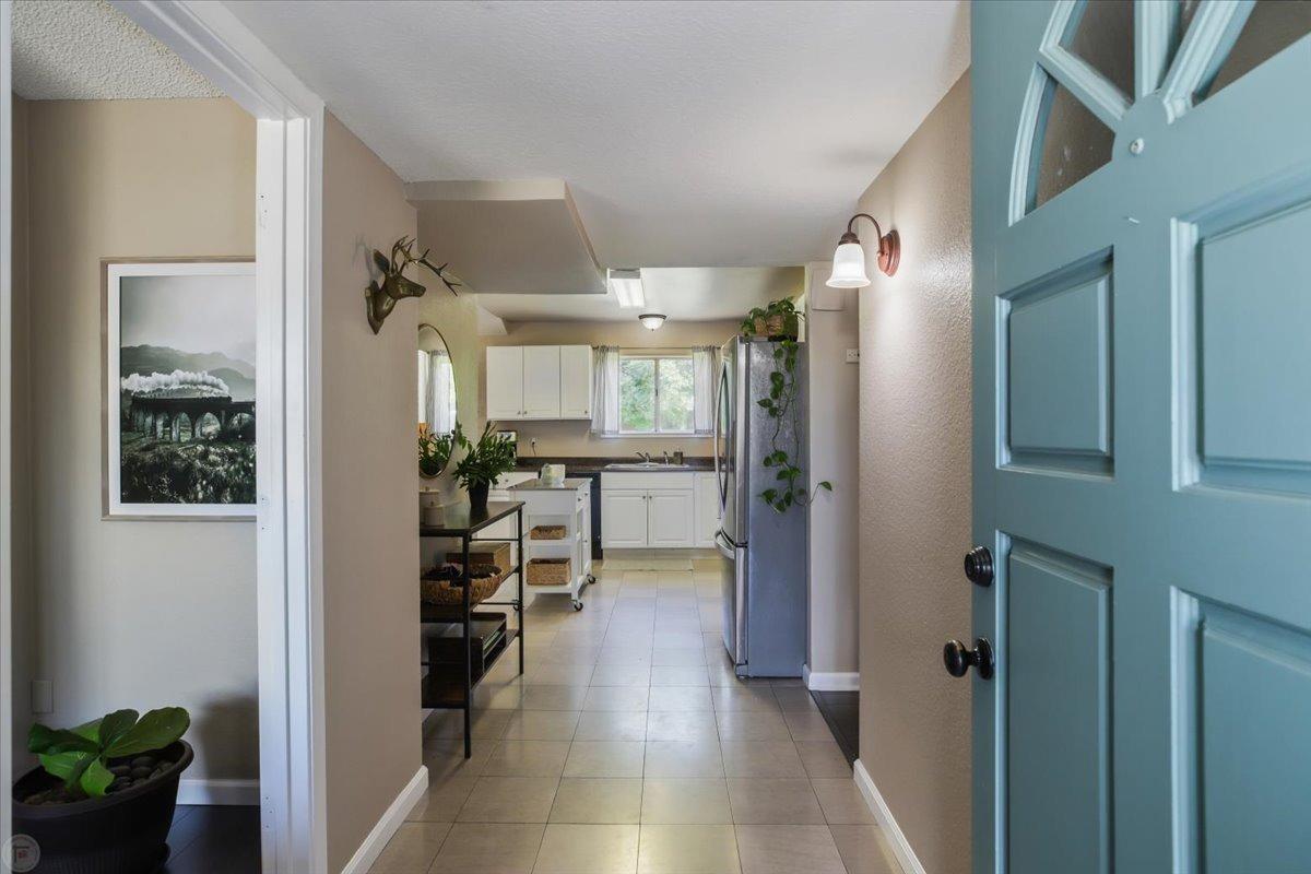 Detail Gallery Image 6 of 42 For 1843 Ethan Allen Ct, Turlock,  CA 95382 - 4 Beds | 2 Baths
