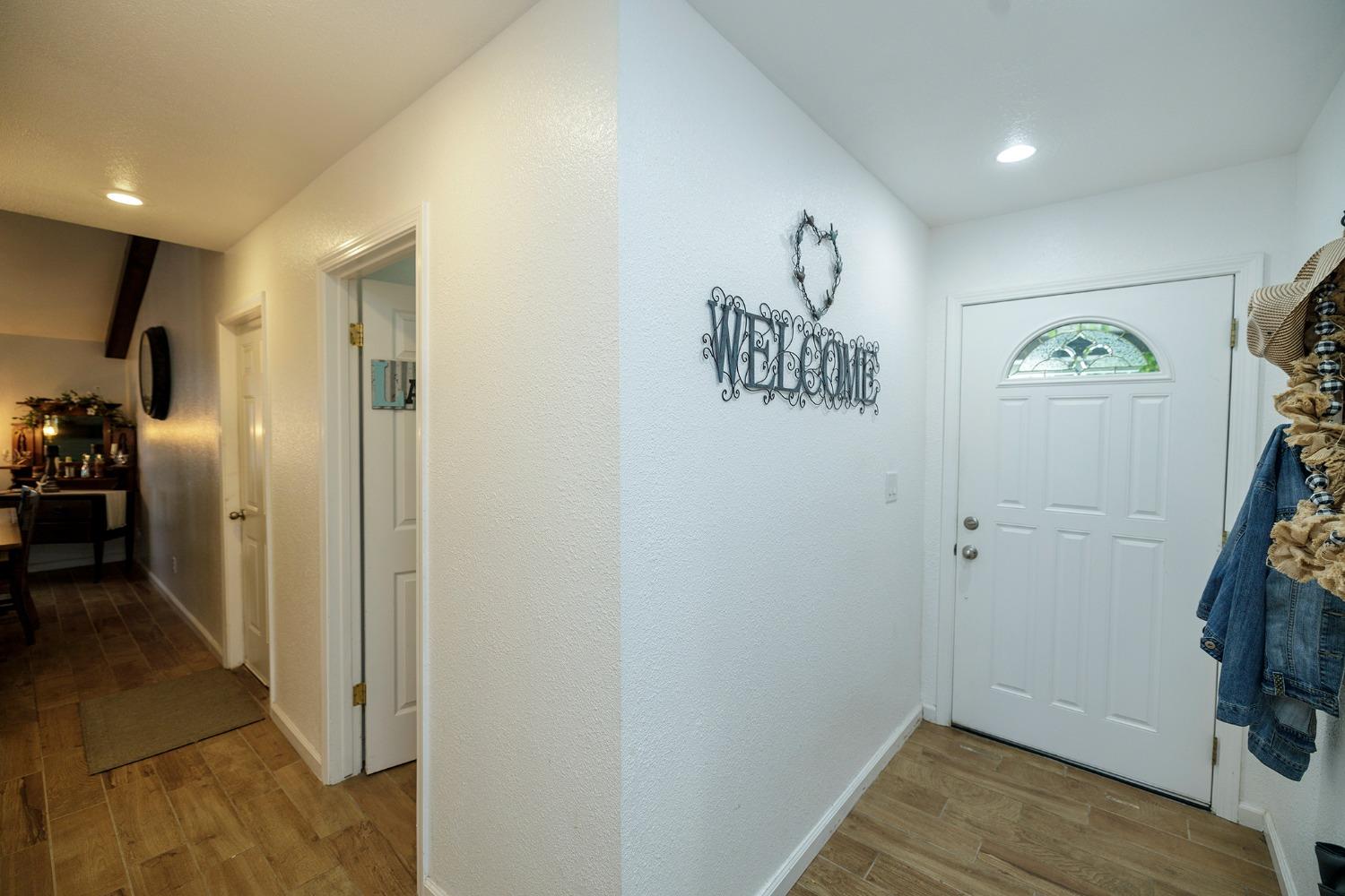 Detail Gallery Image 9 of 62 For 1208 Garnet Dr, Modesto,  CA 95355 - 3 Beds | 2 Baths