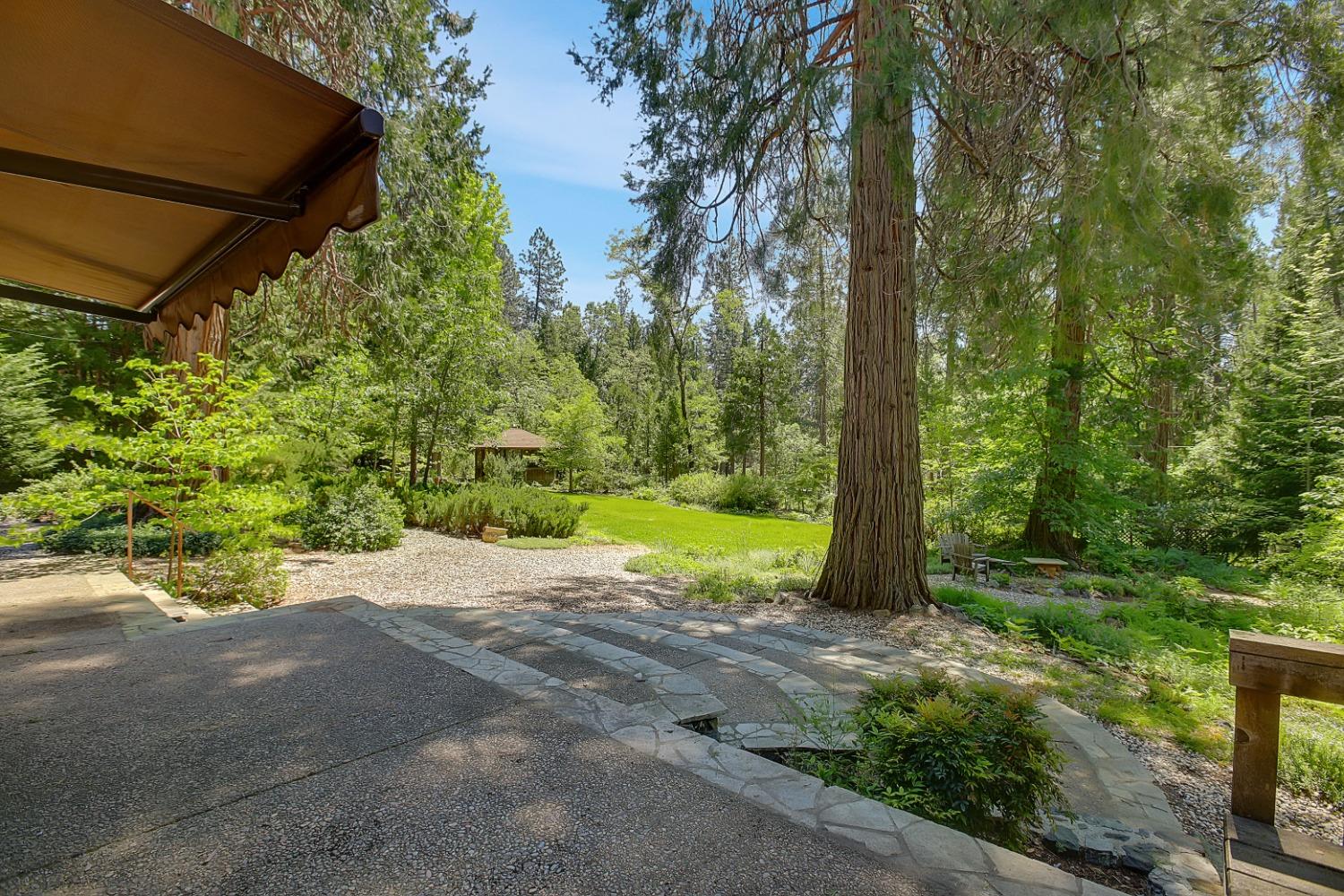 Detail Gallery Image 60 of 92 For 14189 Meadow Dr, Grass Valley,  CA 95945 - 3 Beds | 2 Baths