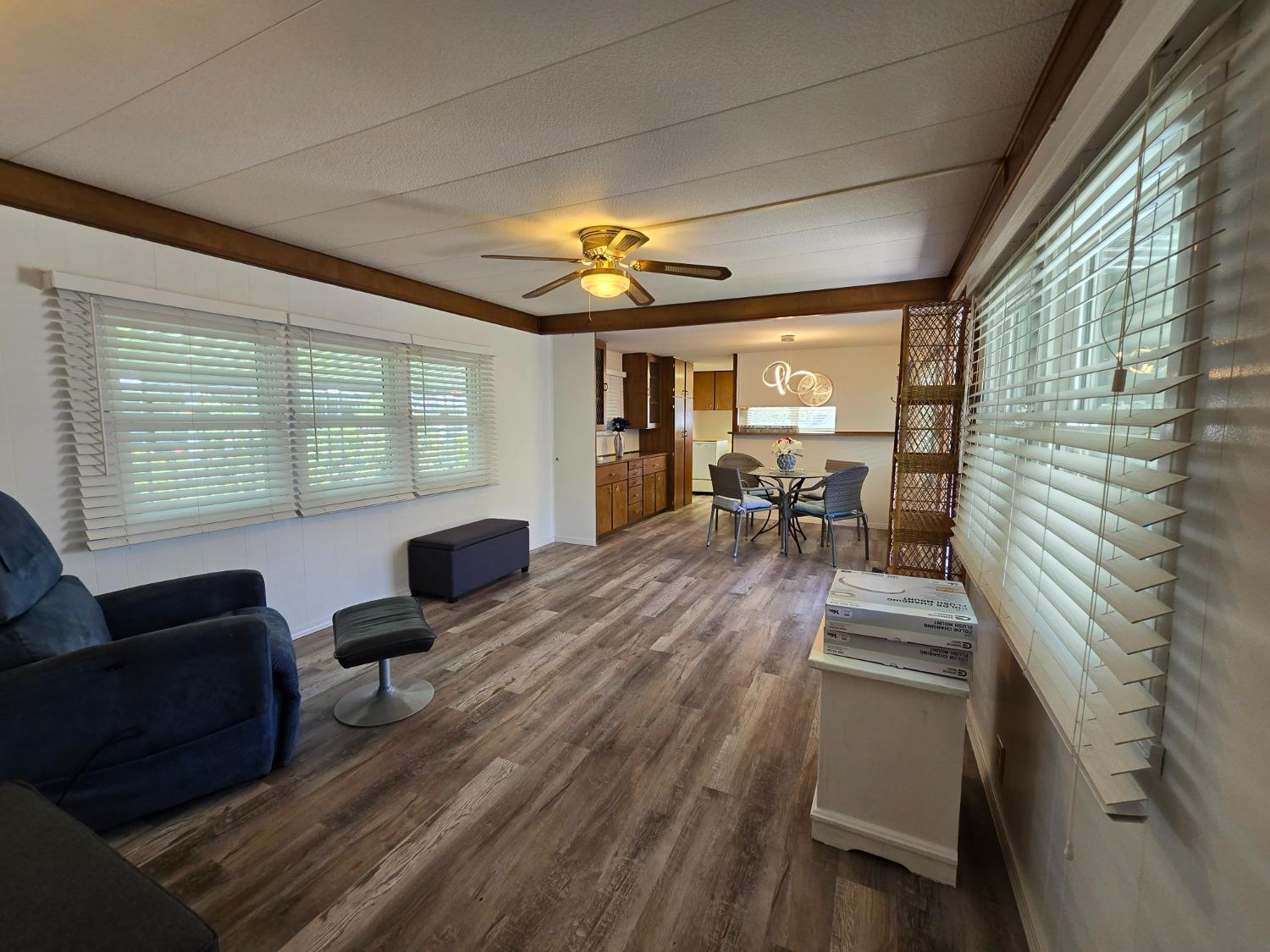 Detail Gallery Image 7 of 24 For 2540 Grass Valley Highway 130, Auburn,  CA 95603 - 2 Beds | 1 Baths