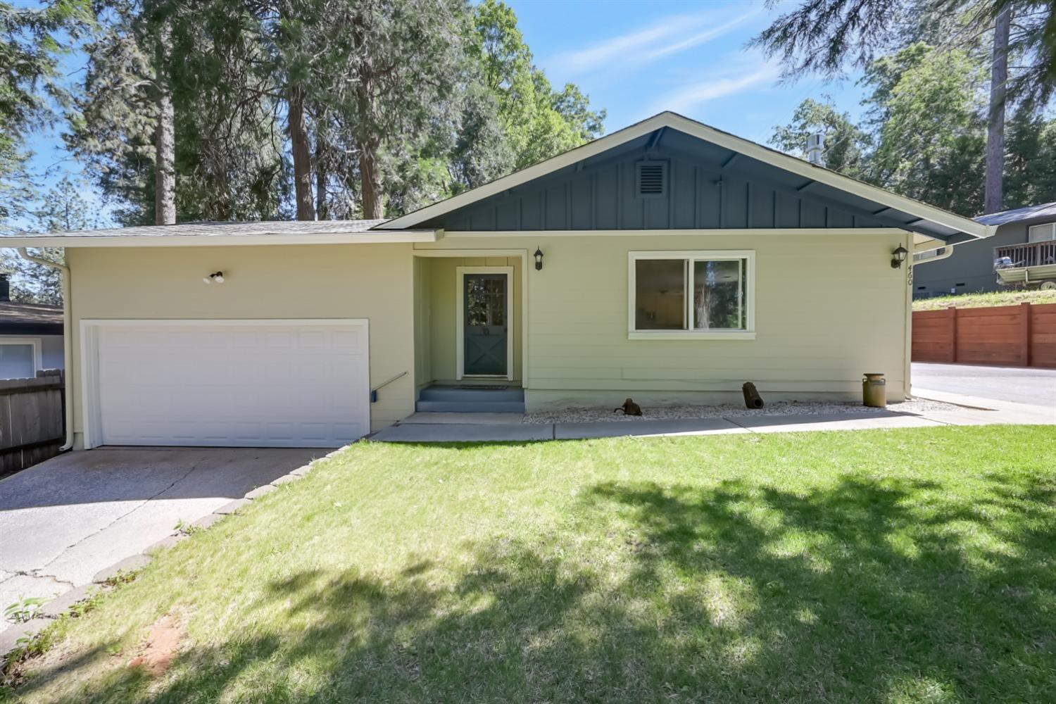 Detail Gallery Image 9 of 48 For 460 Alpine Dr, Colfax,  CA 95713 - 3 Beds | 2 Baths