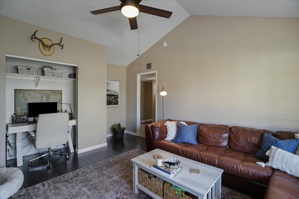 Detail Gallery Image 20 of 42 For 1843 Ethan Allen Ct, Turlock,  CA 95382 - 4 Beds | 2 Baths