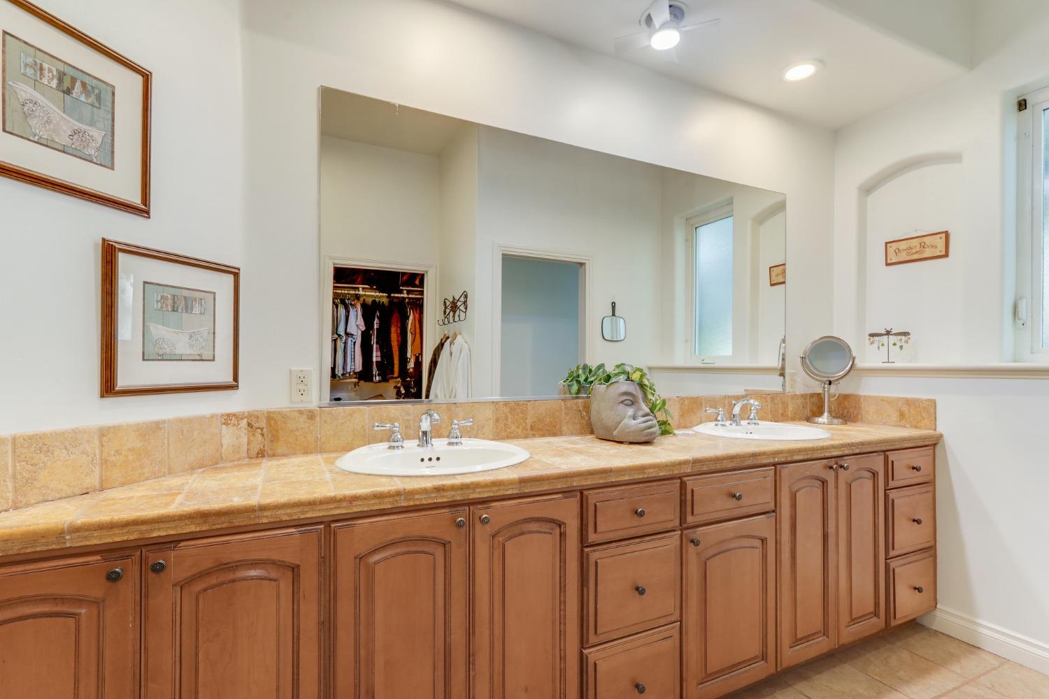 Detail Gallery Image 31 of 69 For 7025 English Colony Way, Penryn,  CA 95663 - 4 Beds | 2 Baths