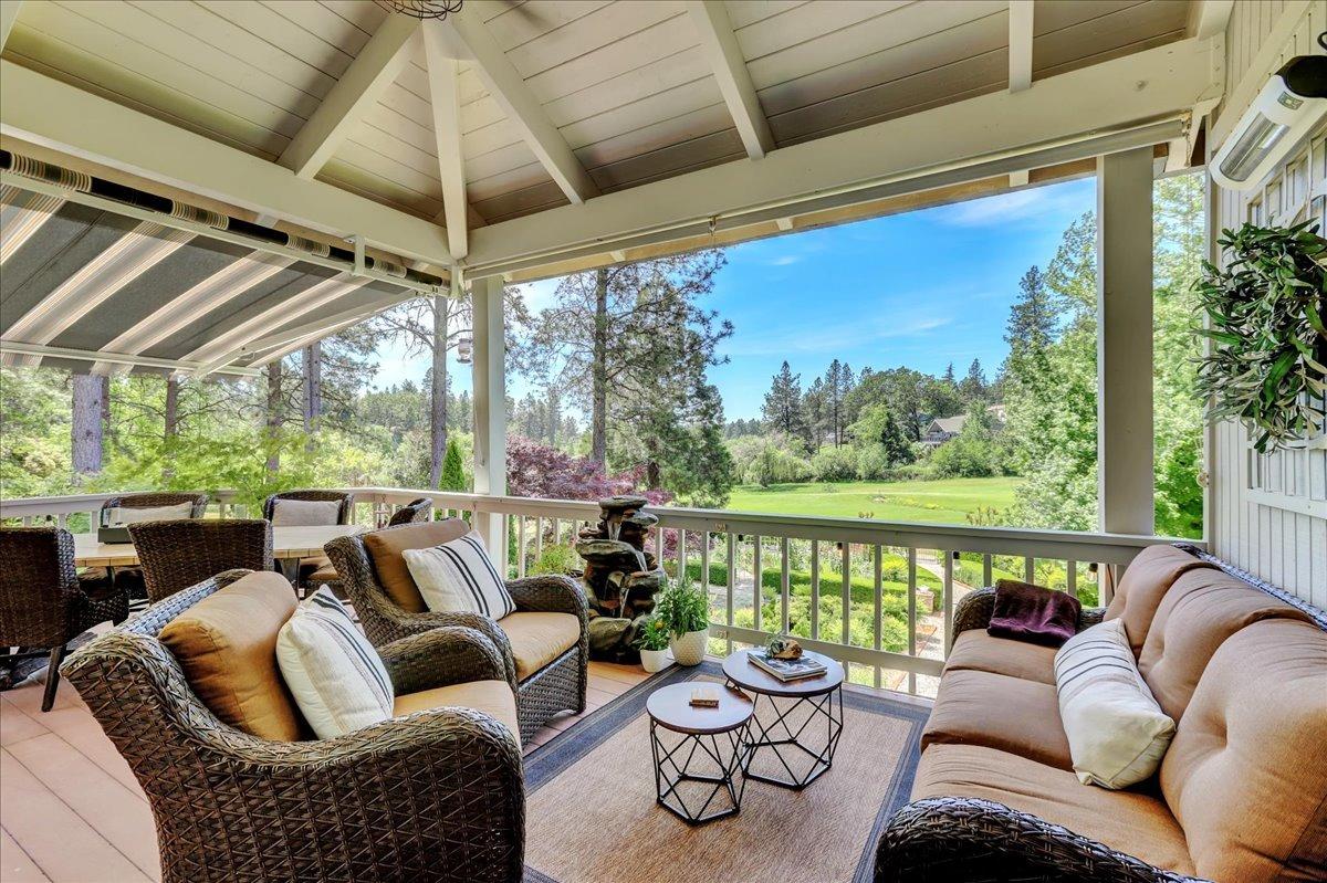 Detail Gallery Image 1 of 62 For 11314 Michael Way, Grass Valley,  CA 95949 - 3 Beds | 2/1 Baths