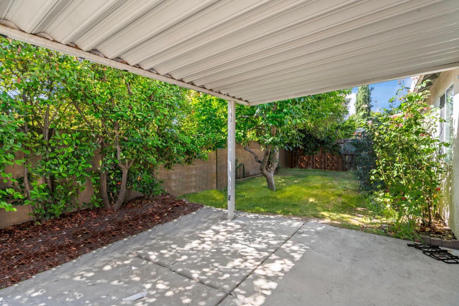 Detail Gallery Image 29 of 32 For 5423 Governor Cir, Stockton,  CA 95210 - 3 Beds | 2 Baths