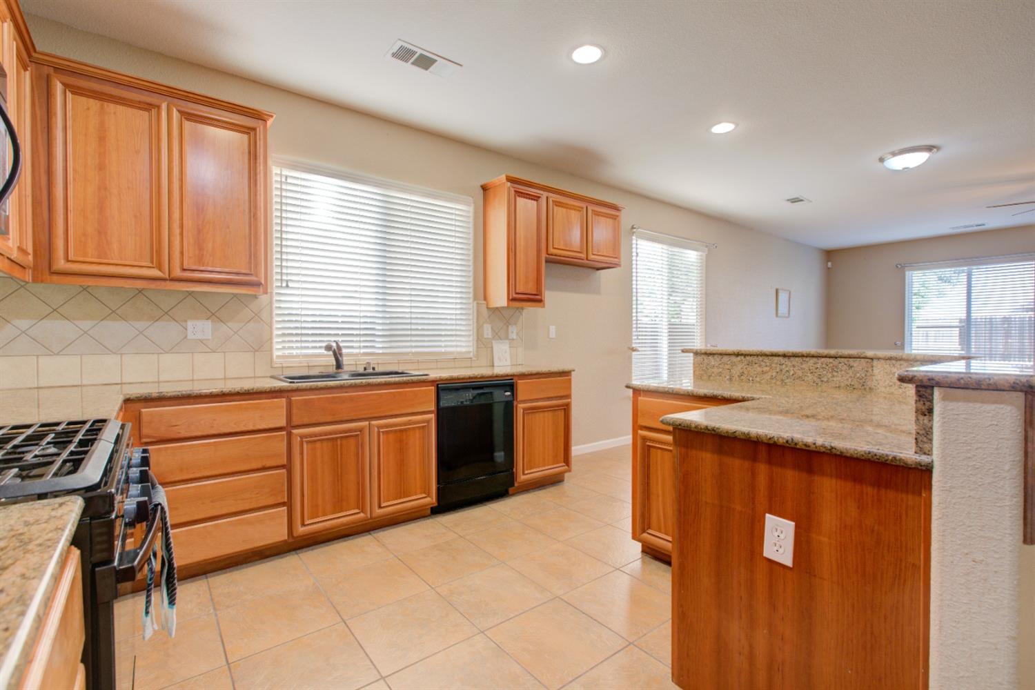Detail Gallery Image 25 of 48 For 749 Newton Ct, Merced,  CA 95348 - 4 Beds | 2 Baths