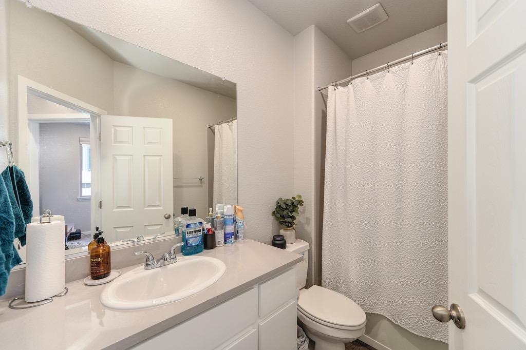 Detail Gallery Image 12 of 15 For 4128 Gossamer St, Roseville,  CA 95747 - 3 Beds | 2 Baths