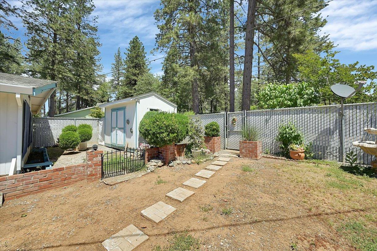 Detail Gallery Image 32 of 33 For 10039 Kenwood Dr, Grass Valley,  CA 95949 - 3 Beds | 2 Baths