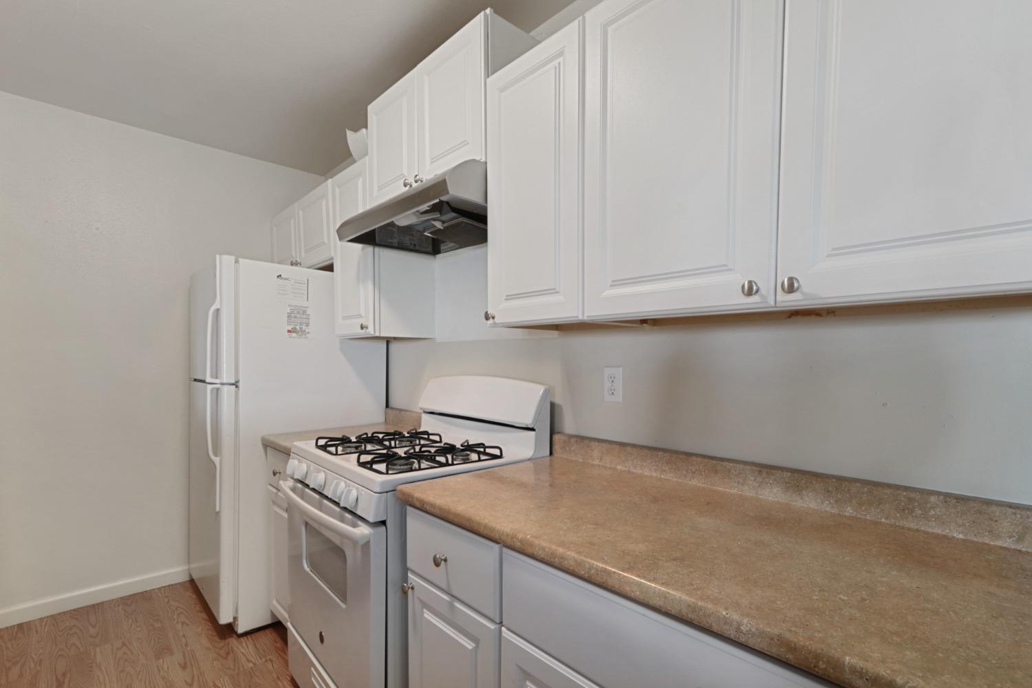 Detail Gallery Image 15 of 32 For 2720 Pole Line Rd #2,  Davis,  CA 95618 - 2 Beds | 1 Baths