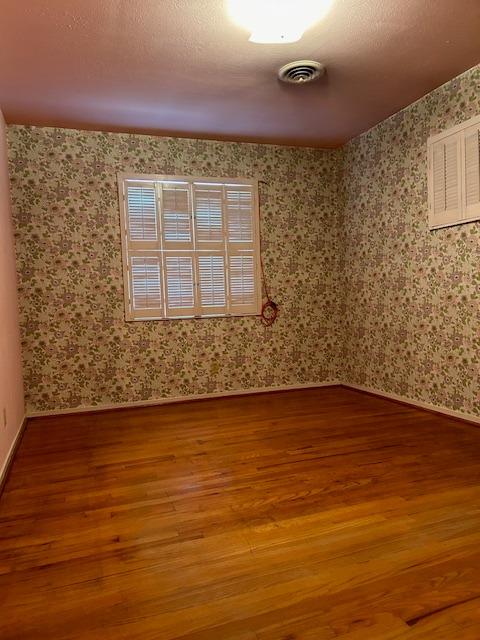 Detail Gallery Image 11 of 22 For 511 E 7th St, Stockton,  CA 95206 - 3 Beds | 1/1 Baths