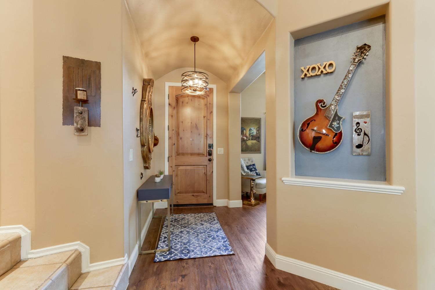 Detail Gallery Image 9 of 69 For 7025 English Colony Way, Penryn,  CA 95663 - 4 Beds | 2 Baths