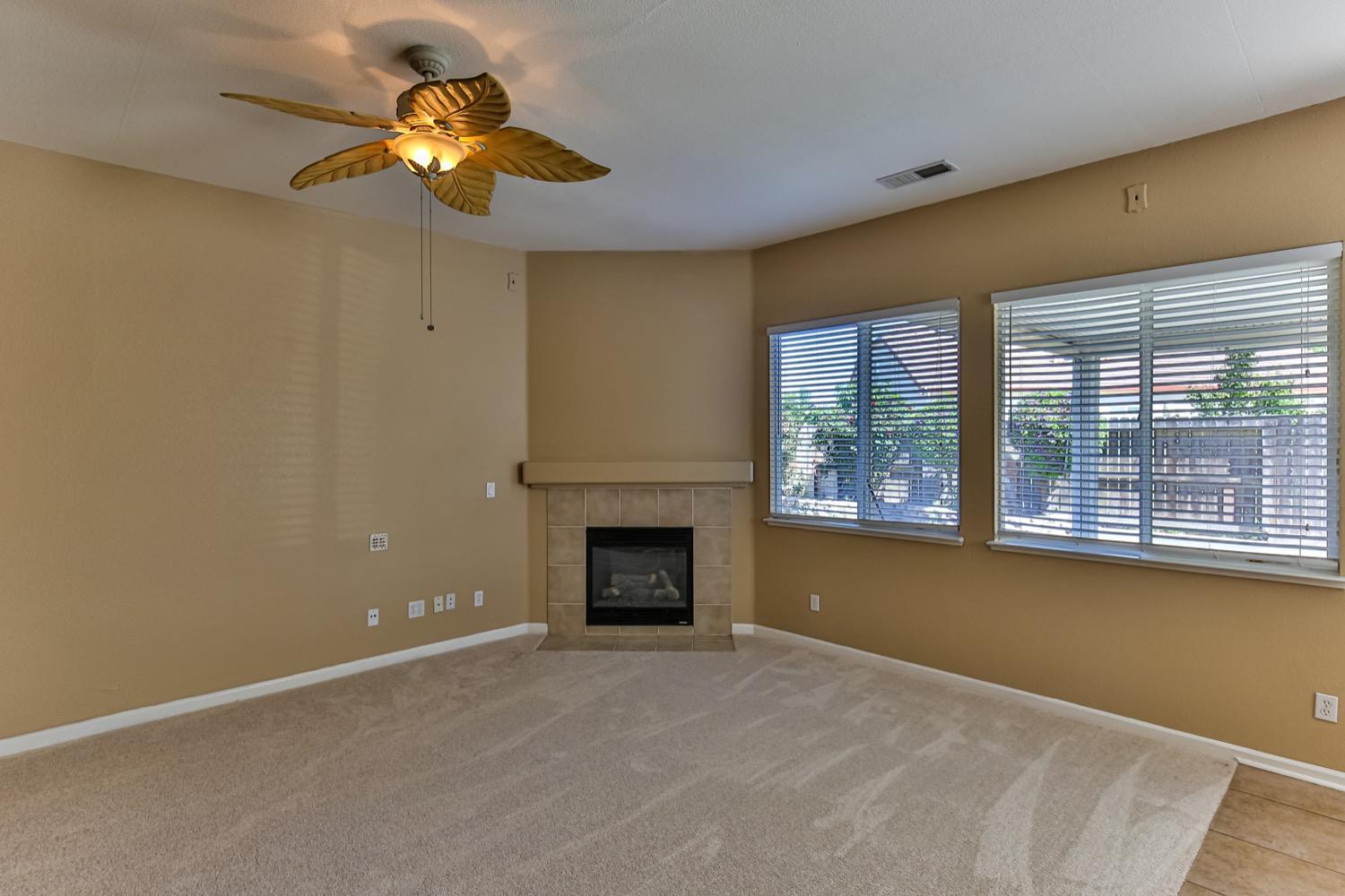 Detail Gallery Image 27 of 75 For 2463 Briarcliff Dr, Stockton,  CA 95206 - 3 Beds | 2 Baths