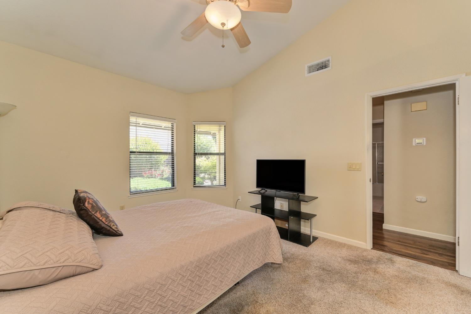 Detail Gallery Image 23 of 35 For 5403 Sitka Ct, Elk Grove,  CA 95758 - 2 Beds | 2 Baths