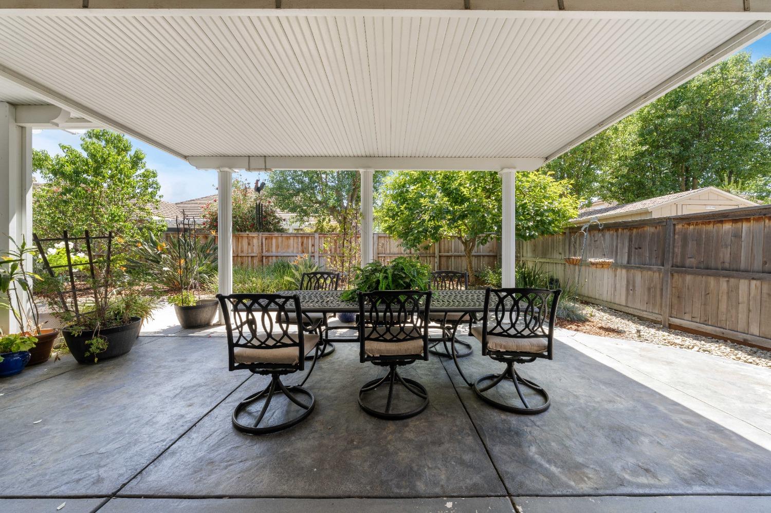 Detail Gallery Image 43 of 86 For 2738 Aspen Valley Ln, Sacramento,  CA 95835 - 3 Beds | 2 Baths