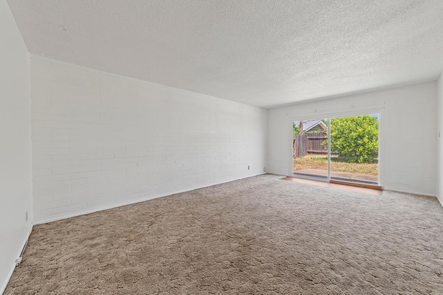 Detail Gallery Image 13 of 28 For 10563 Pinot Way, Rancho Cordova,  CA 95670 - 3 Beds | 2 Baths