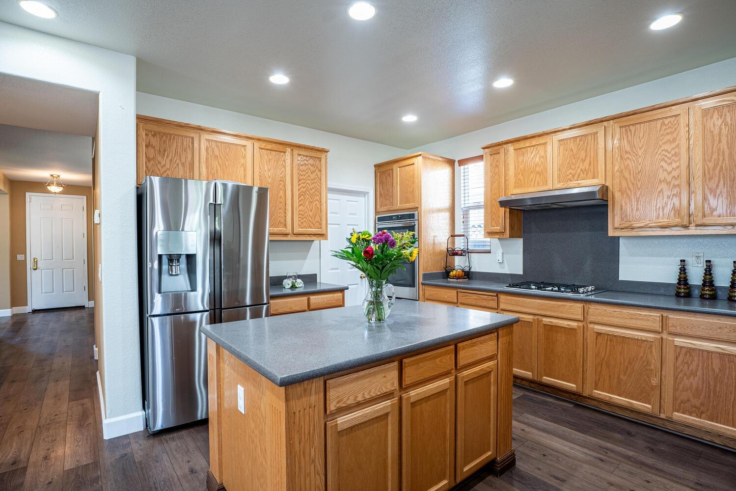 Detail Gallery Image 21 of 58 For 820 Ben Ingram Ln, Tracy,  CA 95377 - 4 Beds | 2/1 Baths