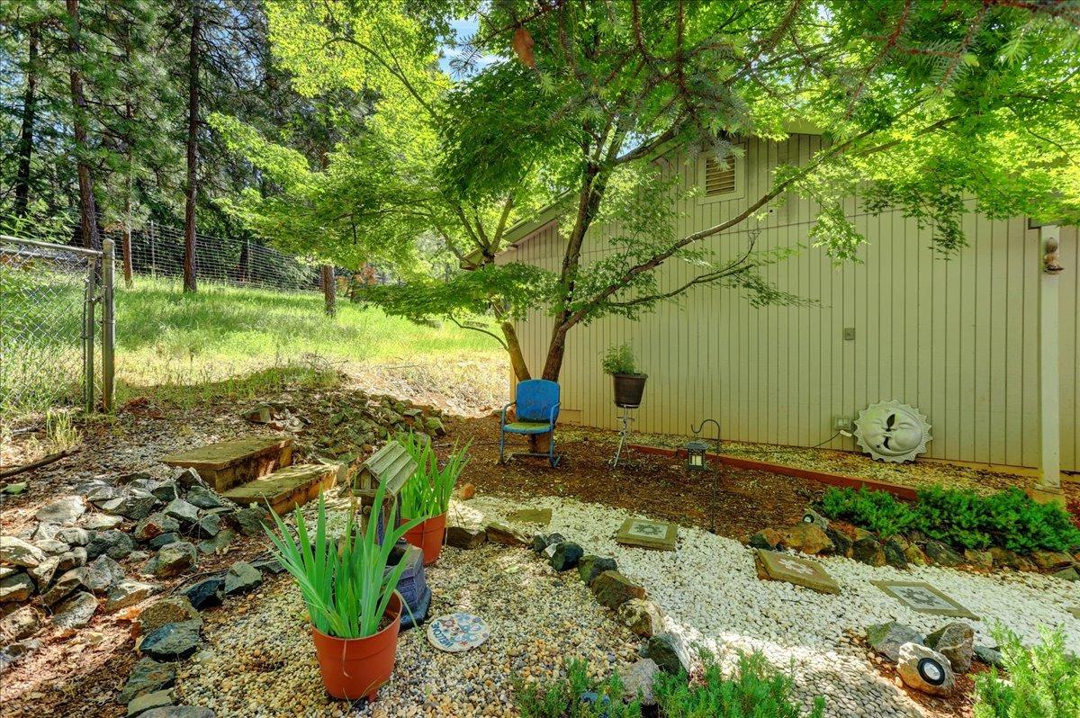 Detail Gallery Image 58 of 70 For 11022 Juanita Ct, Grass Valley,  CA 95949 - 2 Beds | 2/1 Baths