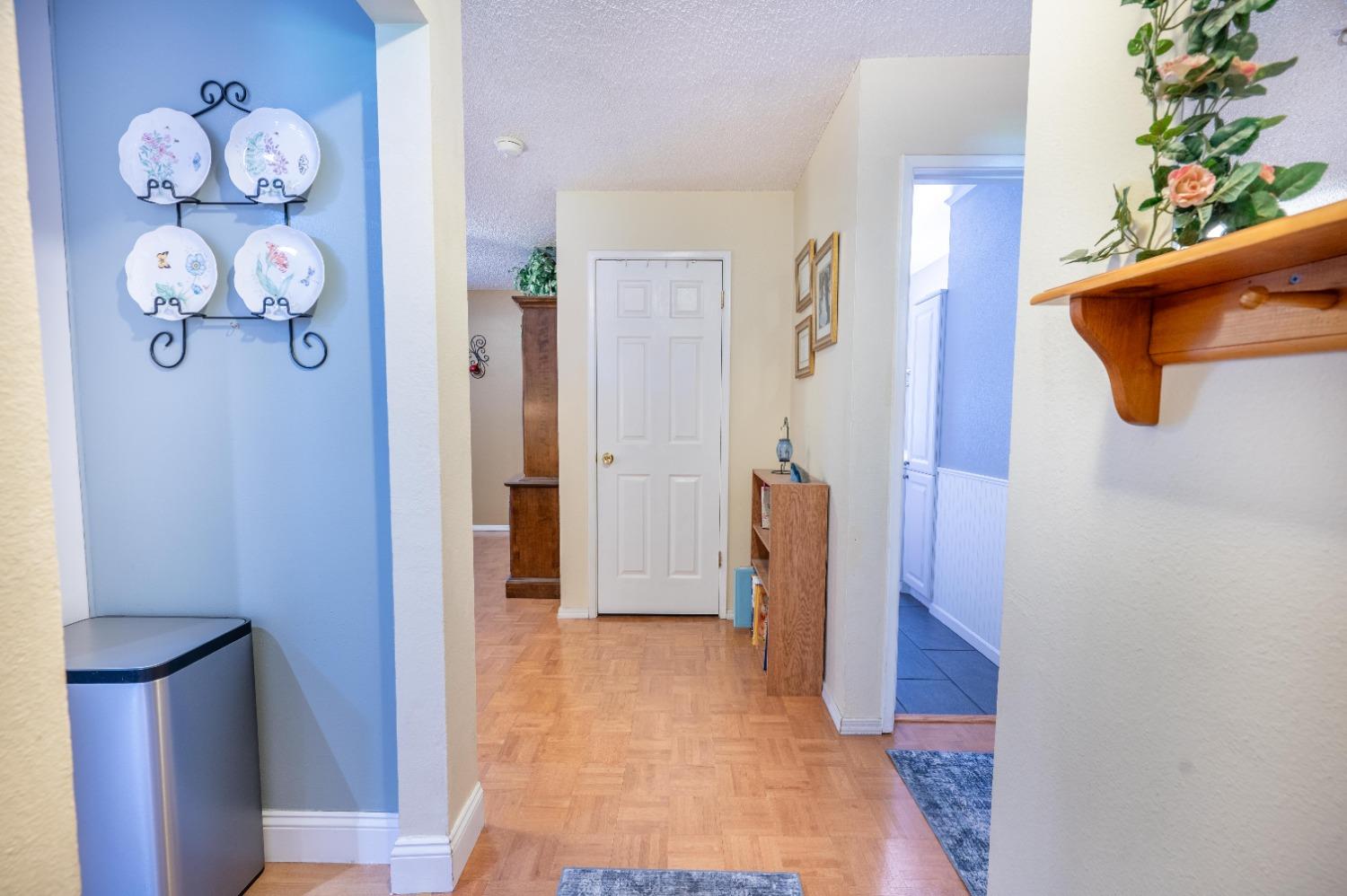 Detail Gallery Image 13 of 51 For 2920 Rimrock Ct, Modesto,  CA 95355 - 3 Beds | 2 Baths
