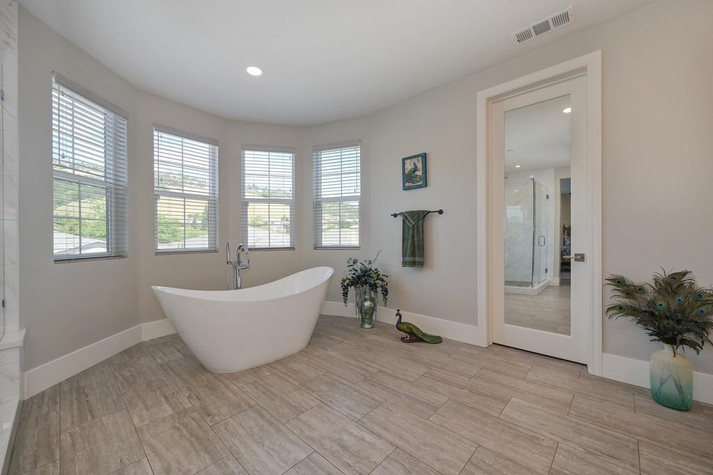 Detail Gallery Image 44 of 60 For 735 Oliver Ct, Folsom,  CA 95630 - 4 Beds | 3/1 Baths