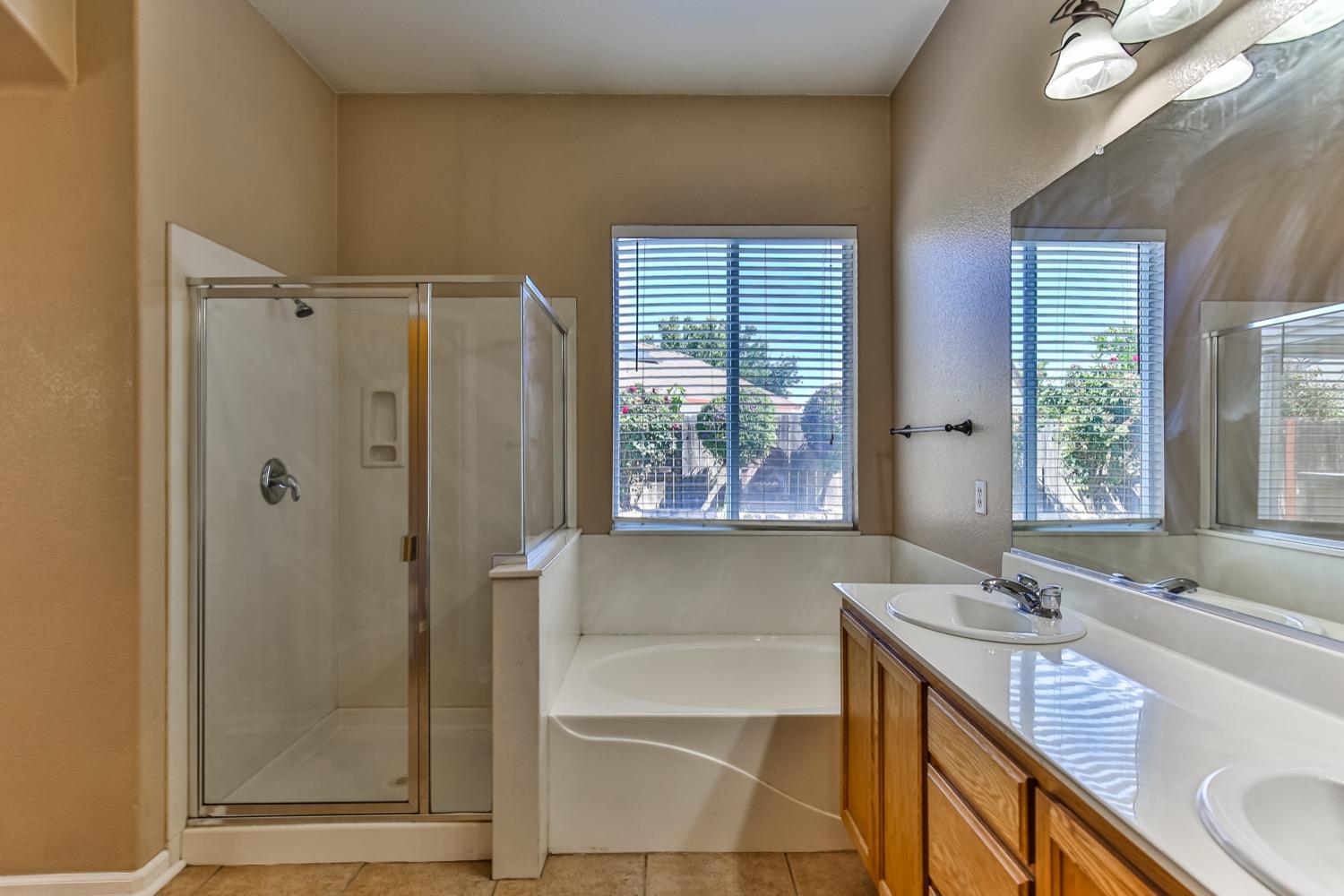 Detail Gallery Image 54 of 75 For 2463 Briarcliff Dr, Stockton,  CA 95206 - 3 Beds | 2 Baths