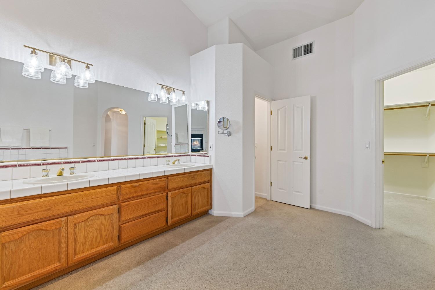 Detail Gallery Image 19 of 58 For 7765 Cottingham Way, Citrus Heights,  CA 95610 - 4 Beds | 2/1 Baths
