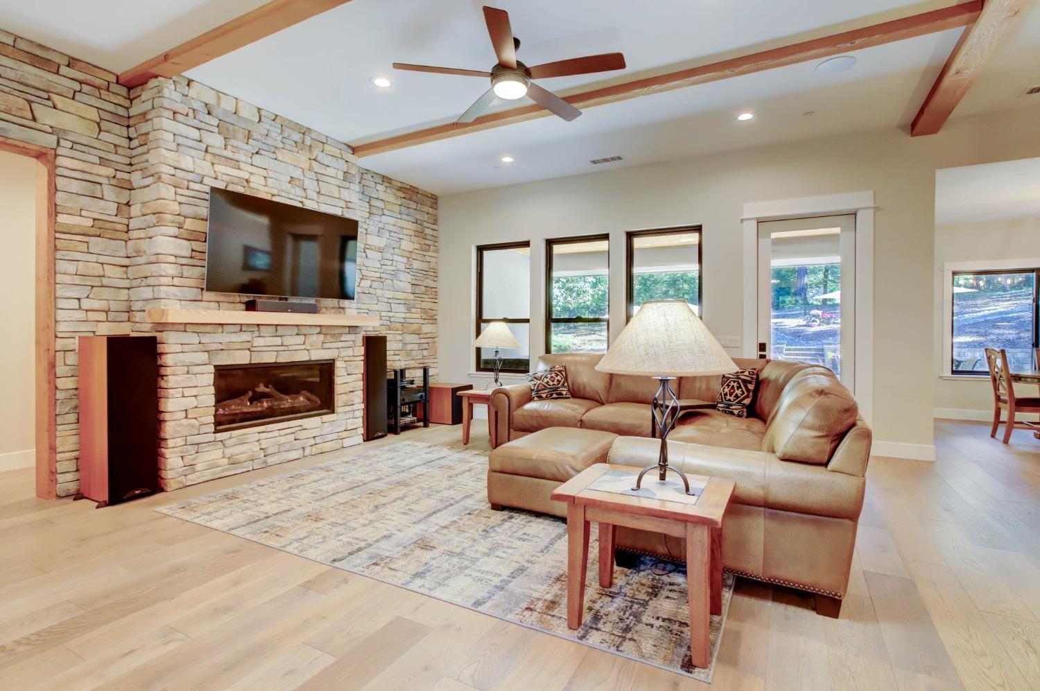 Detail Gallery Image 7 of 99 For 13878 Gemini Ct, Nevada City,  CA 95959 - 4 Beds | 2/1 Baths