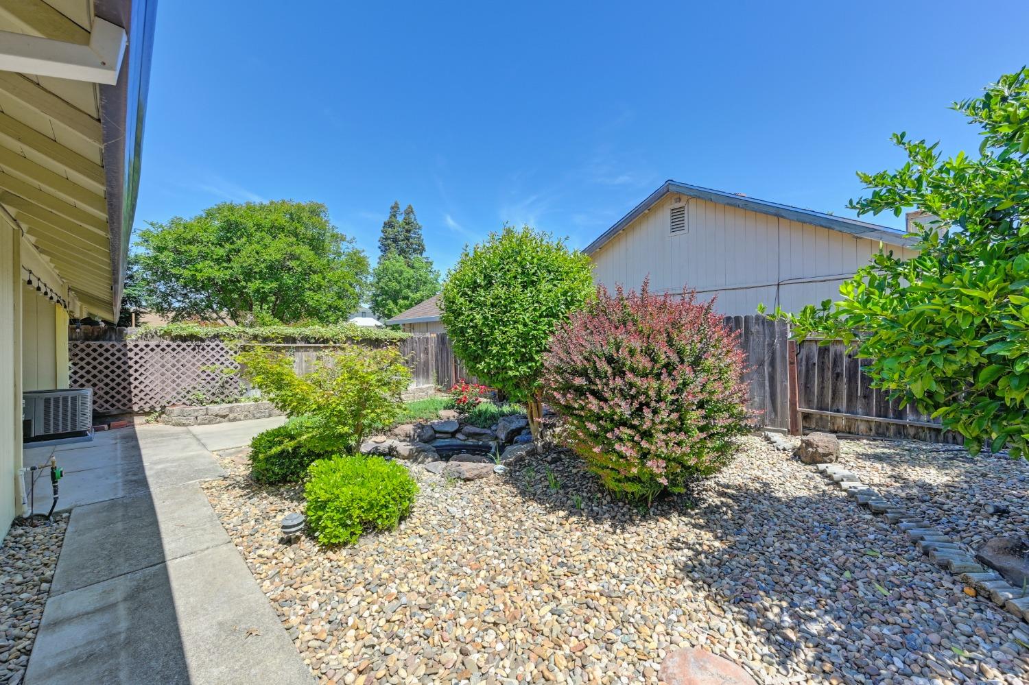 Detail Gallery Image 27 of 35 For 5403 Sitka Ct, Elk Grove,  CA 95758 - 2 Beds | 2 Baths