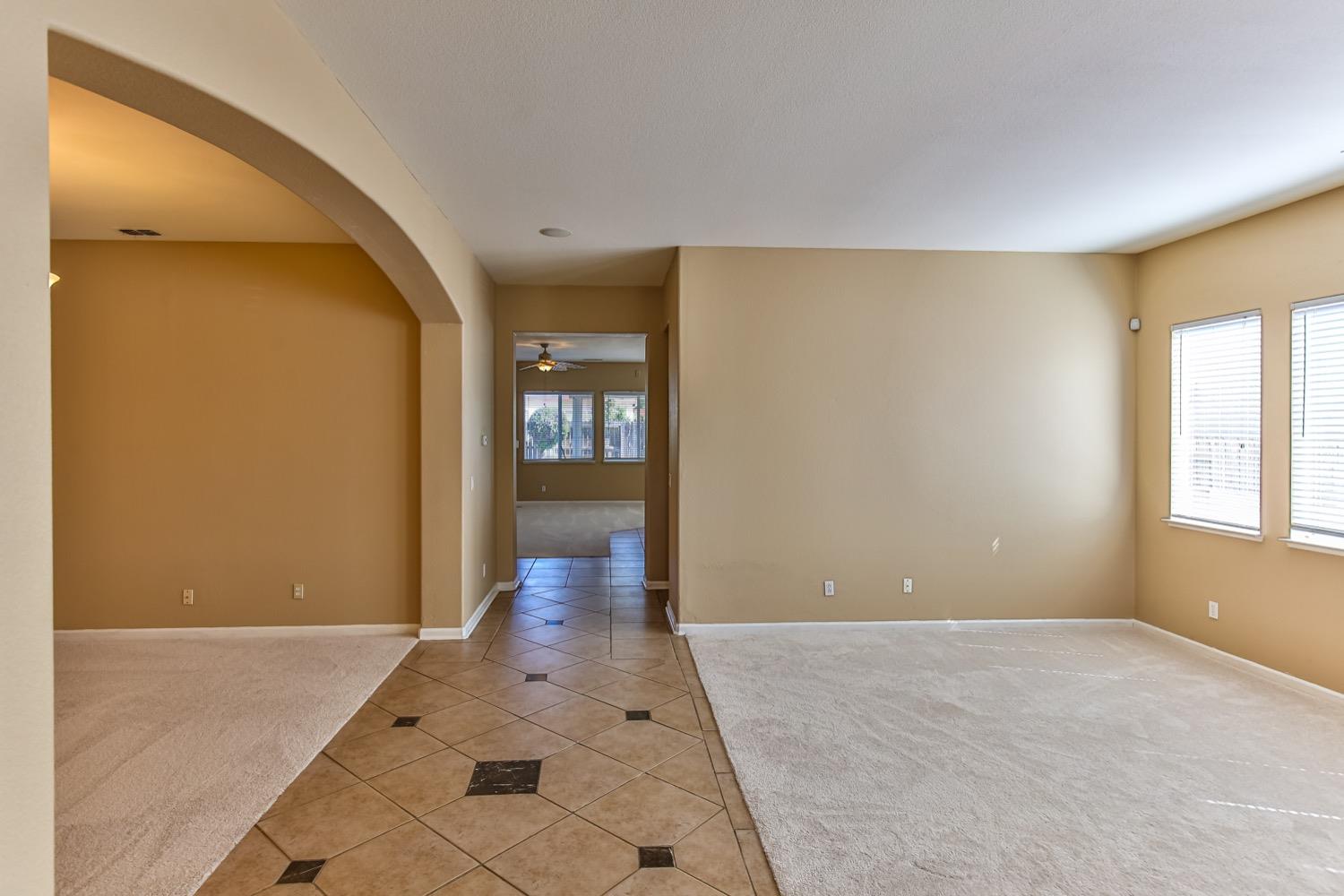 Detail Gallery Image 23 of 75 For 2463 Briarcliff Dr, Stockton,  CA 95206 - 3 Beds | 2 Baths