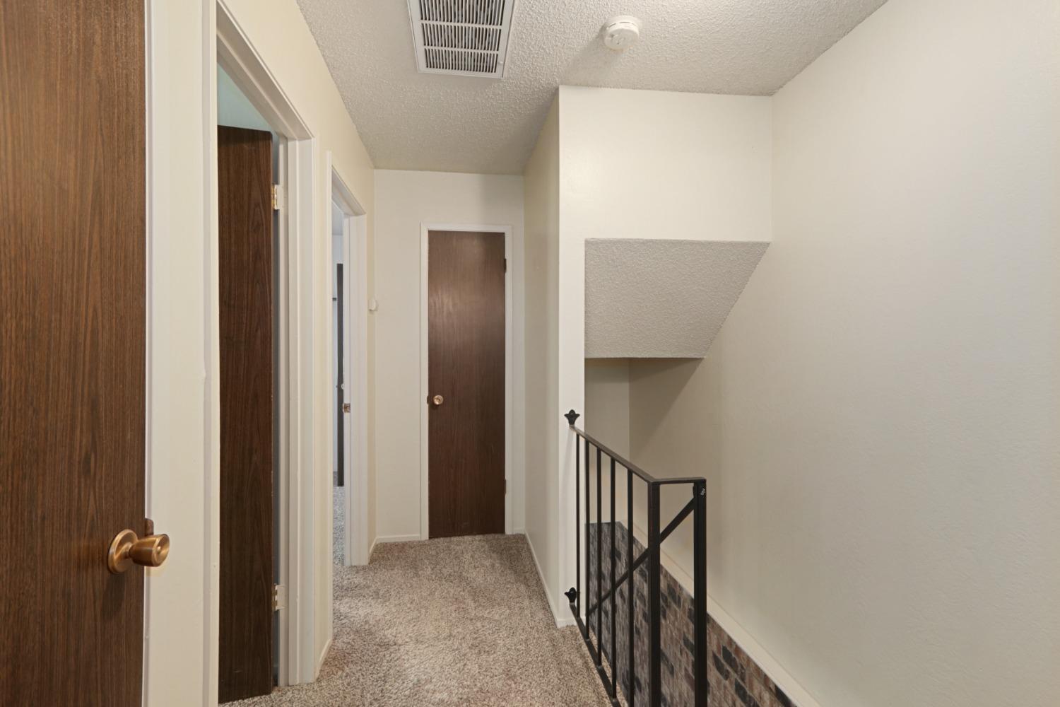 Detail Gallery Image 22 of 32 For 2720 Pole Line Rd #2,  Davis,  CA 95618 - 2 Beds | 1 Baths