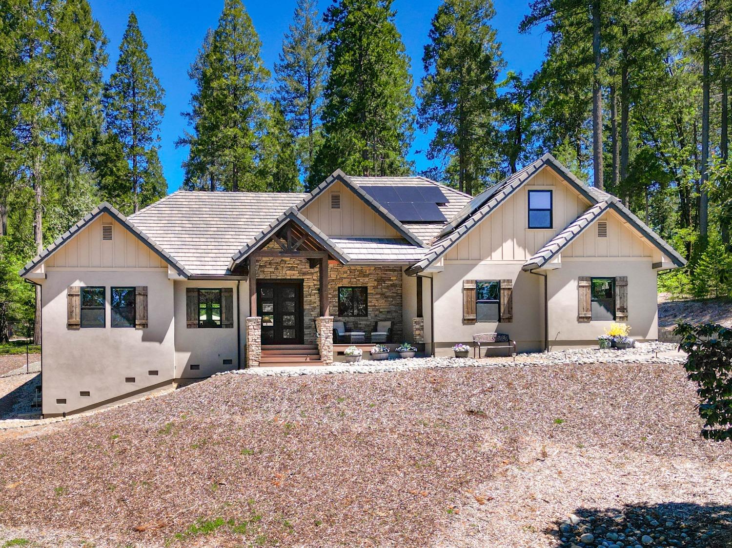 Detail Gallery Image 1 of 99 For 13878 Gemini Ct, Nevada City,  CA 95959 - 4 Beds | 2/1 Baths