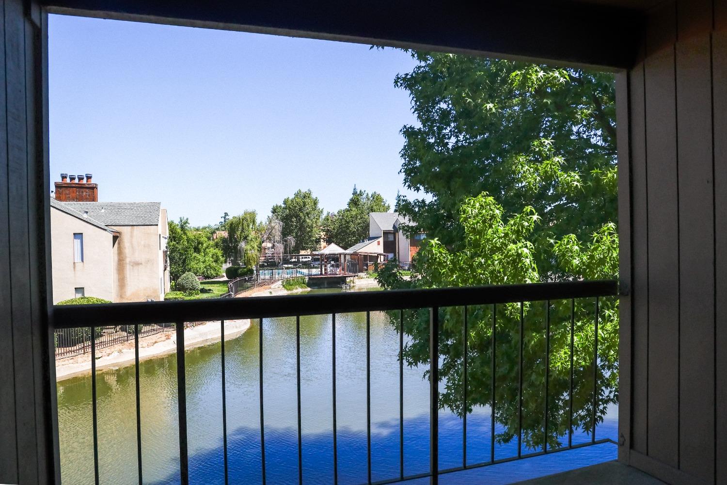 Detail Gallery Image 18 of 22 For 2900 Andre Ln #241,  Turlock,  CA 95382 - 2 Beds | 2 Baths