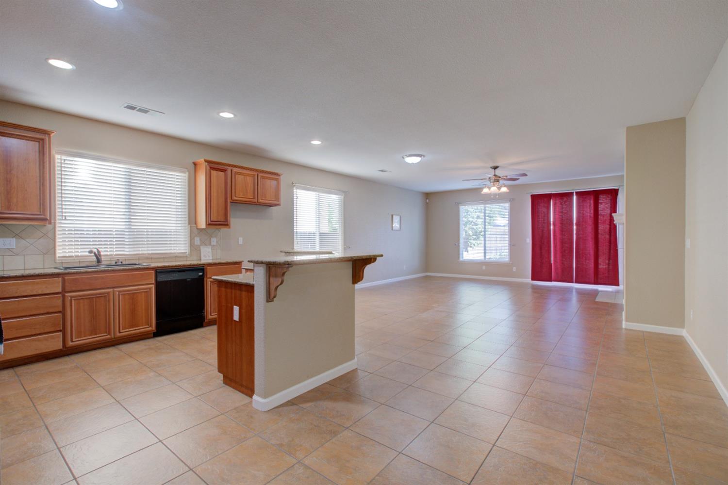Detail Gallery Image 21 of 48 For 749 Newton Ct, Merced,  CA 95348 - 4 Beds | 2 Baths