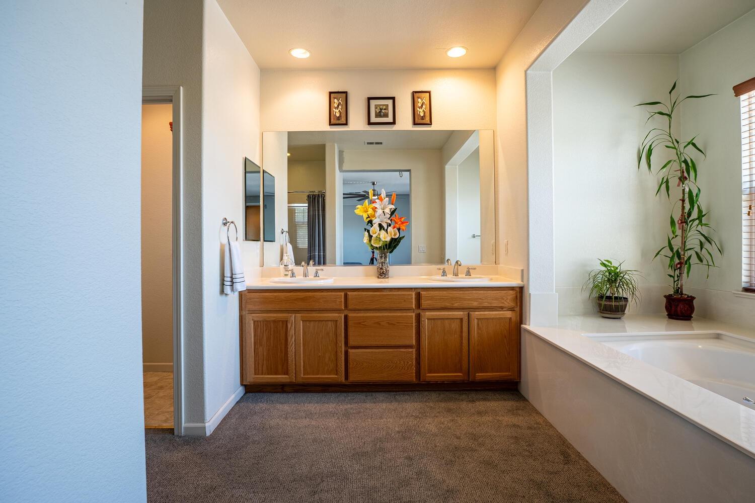 Detail Gallery Image 38 of 58 For 820 Ben Ingram Ln, Tracy,  CA 95377 - 4 Beds | 2/1 Baths