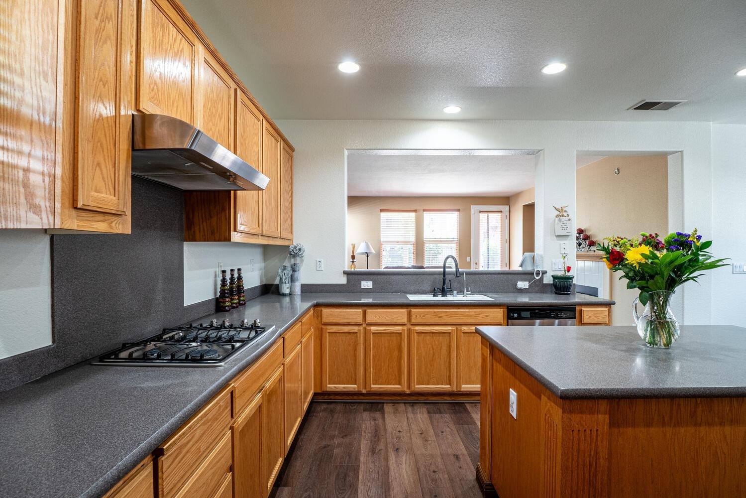 Detail Gallery Image 23 of 58 For 820 Ben Ingram Ln, Tracy,  CA 95377 - 4 Beds | 2/1 Baths