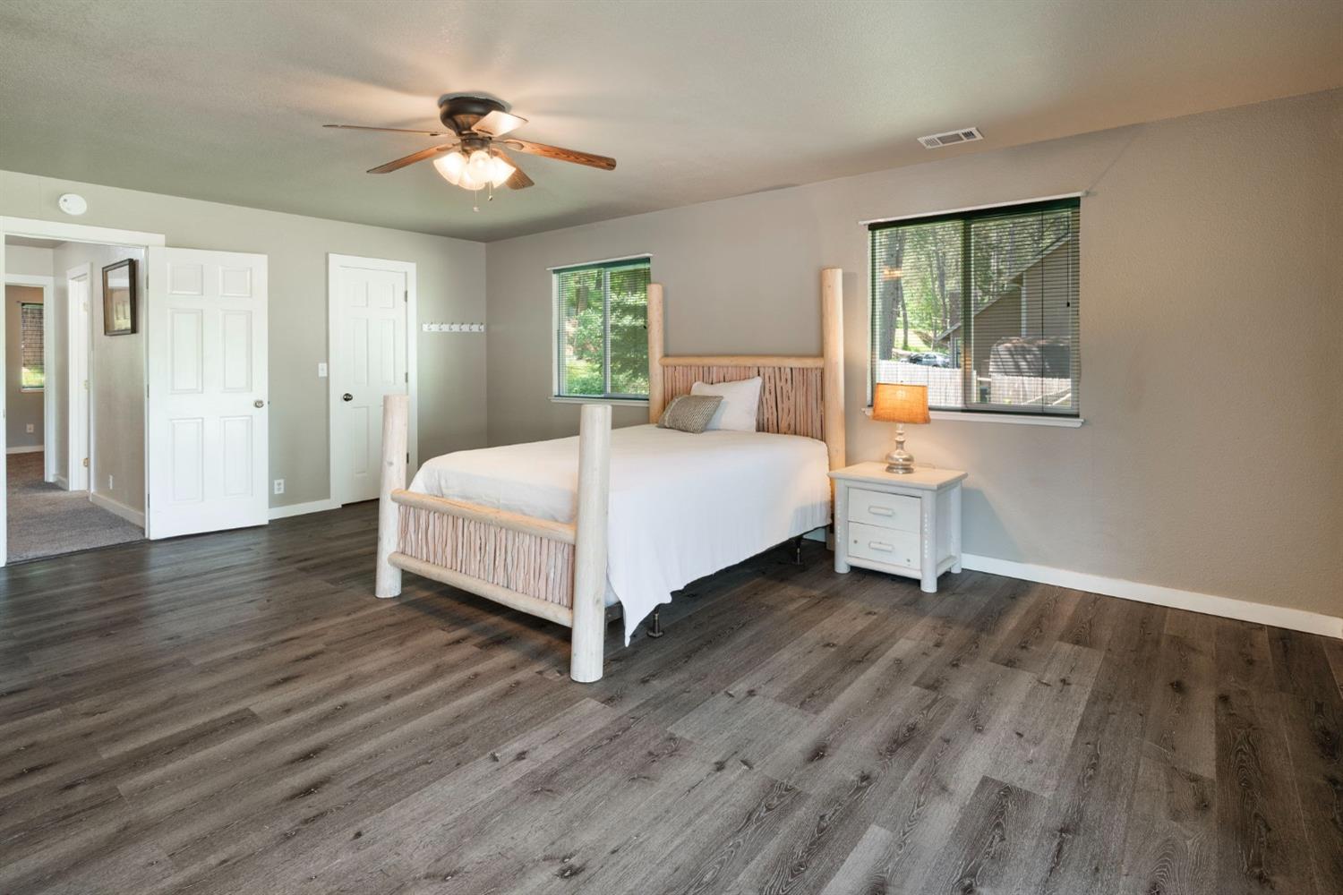 Detail Gallery Image 17 of 43 For 12724 Alta Sierra Dr, Grass Valley,  CA 95949 - 4 Beds | 2 Baths