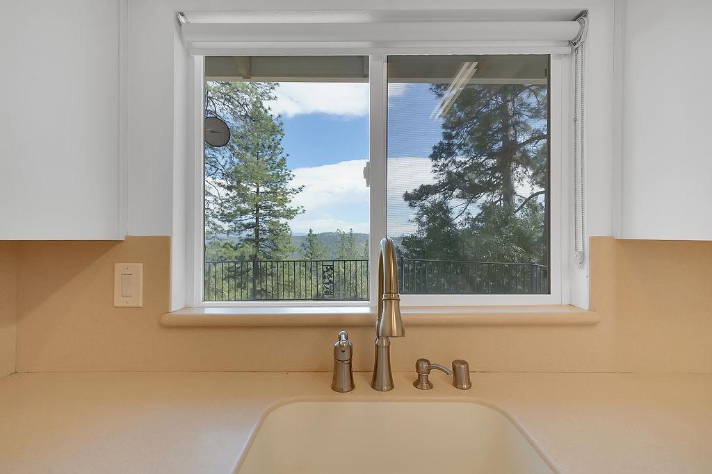 Detail Gallery Image 16 of 59 For 12170 Gold Strike, Pine Grove,  CA 95665 - 3 Beds | 2 Baths